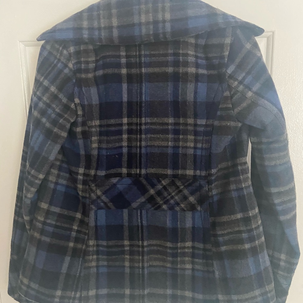 Coat - Picture 2 of 6